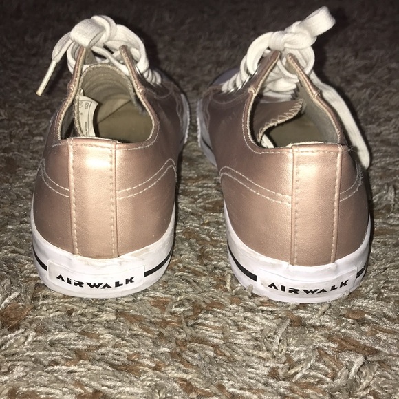 Air Walk sneakers - Picture 3 of 9